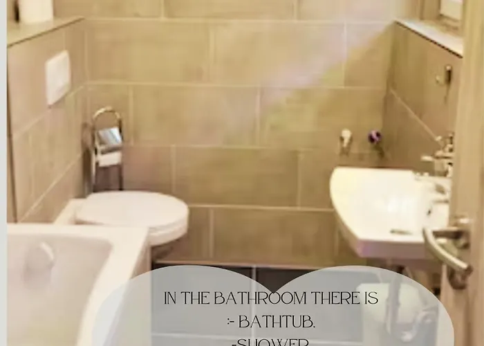 Matyas Corner Square בודפשט